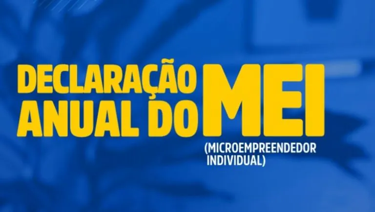 O não cumprimento do prazo acarreta multas. A penalidade é progressiva, com 2% de multa por mês de atraso, limitada a 20% do valor total dos tributos devidos, ou um mínimo de R$ 50.