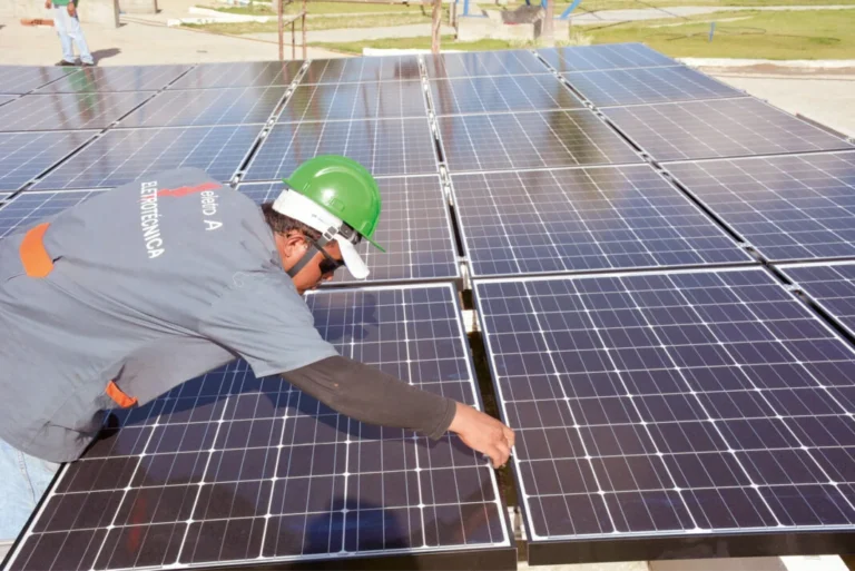 Desde 2012, o setor de energia solar gerou mais de 25,7 mil empregos no RN. Natal, Mossoró e Parnamirim lideram o quantitativo de conexões no Estado | Foto: Ana Amaral/Arquivo TN